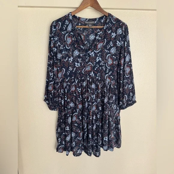 A Pea in the Pod Maternity Navy Floral Tiered Babydoll Mini Dress Medium - Picture 2 of 8